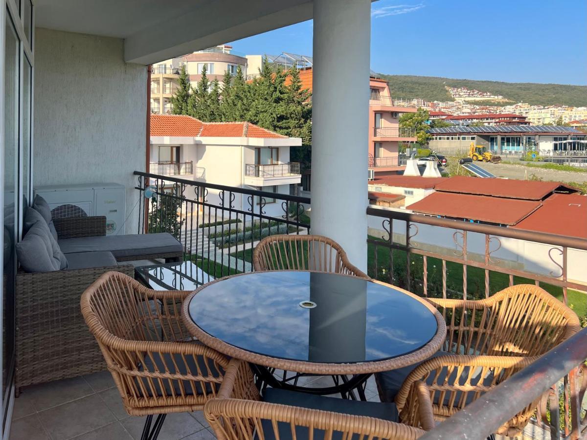 Beachfront Havana Sveti Vlas Dış mekan fotoğraf