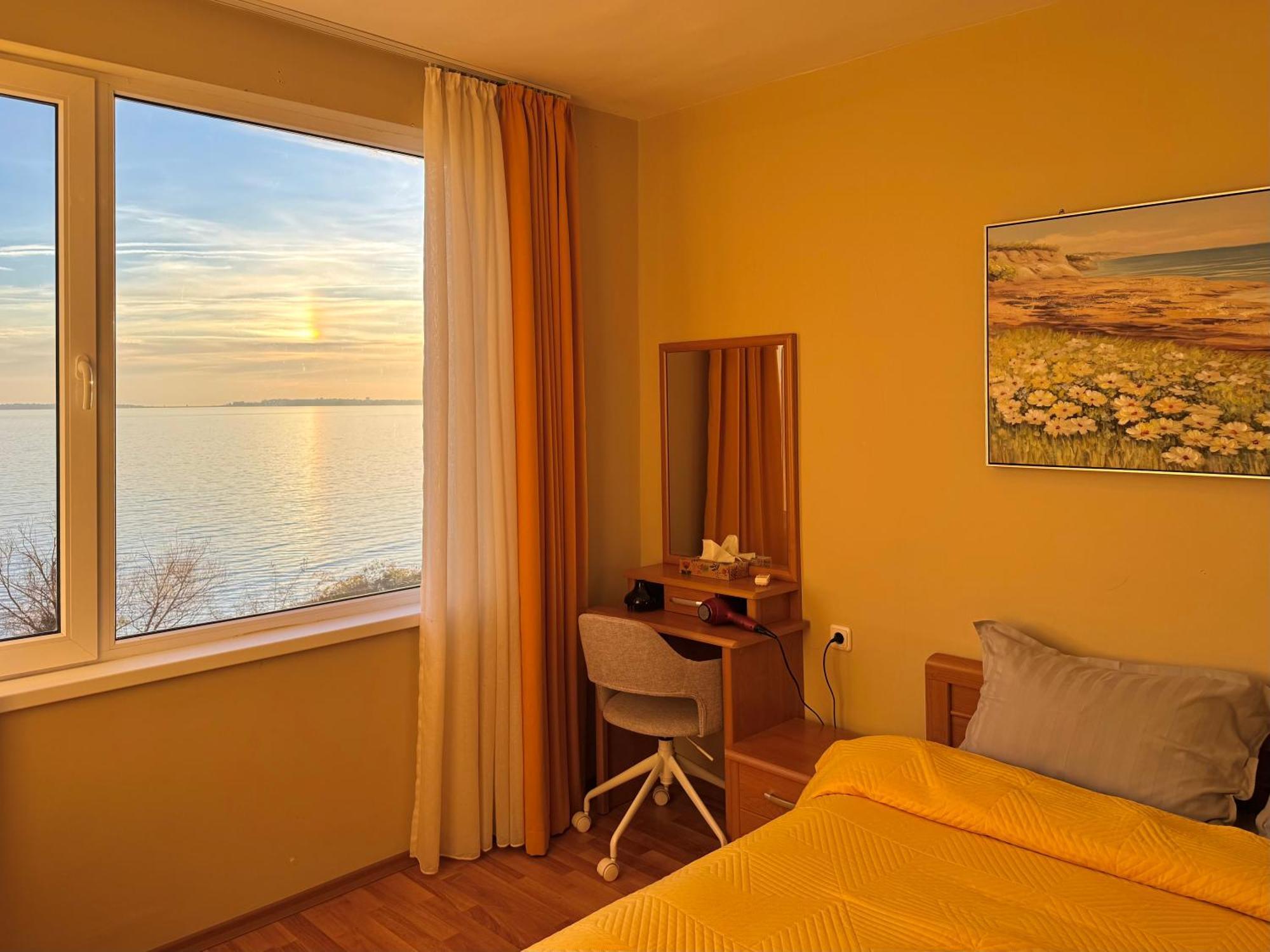 Beachfront Havana Sveti Vlas Dış mekan fotoğraf